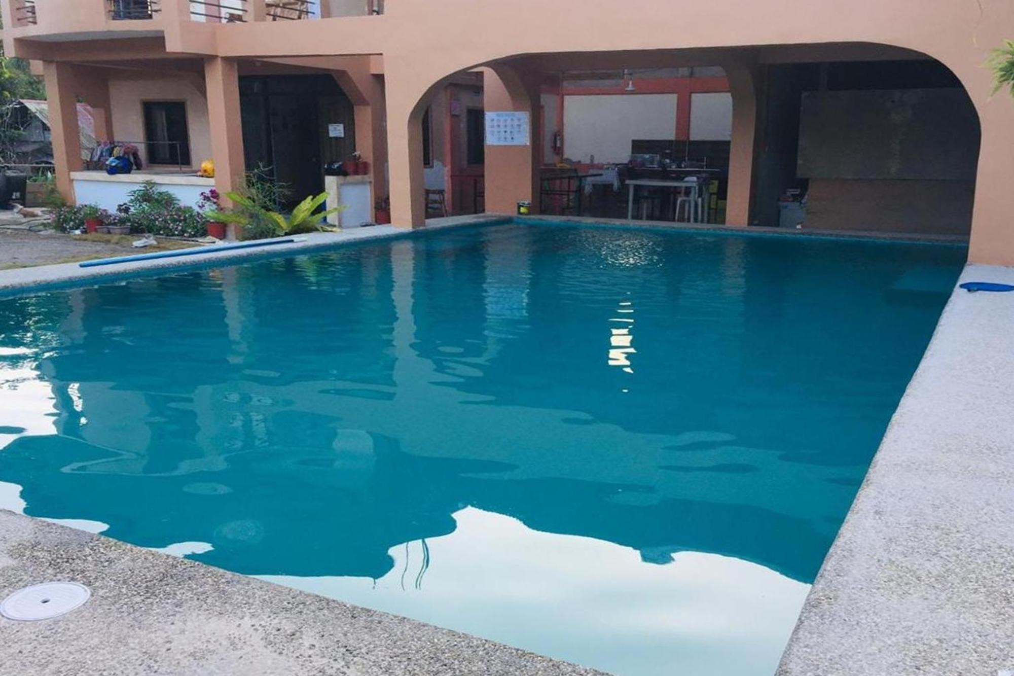 Larosa Hostel Puerto Princesa Екстер'єр фото